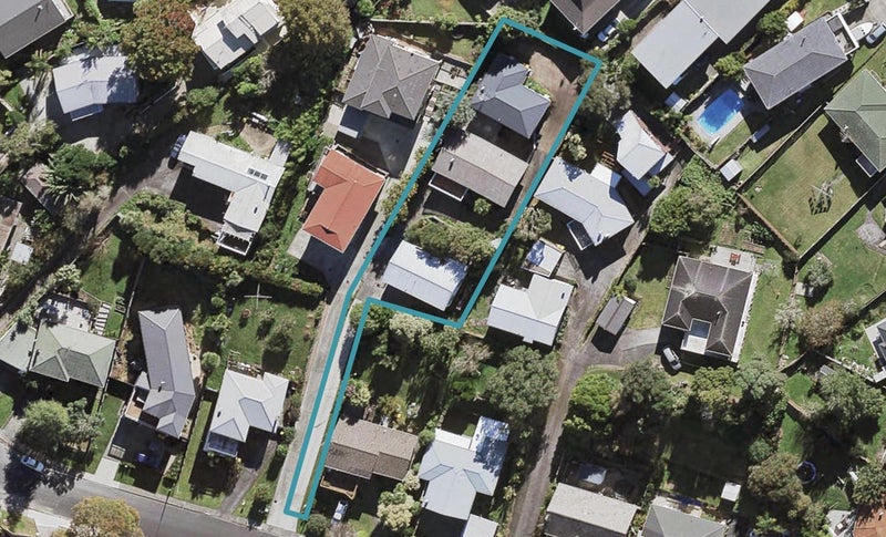 1/75 Monarch Avenue, Hillcrest, Auckland - Carousel 1