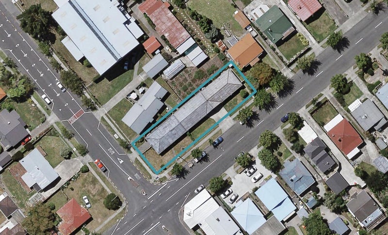 2/902 Willowpark Road North, Mayfair, Hastings - Carousel 1