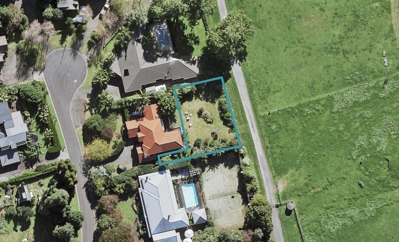 11A Birchwood Grove, Greenhithe, Auckland - Carousel 1