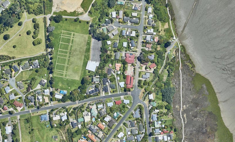 5 Sutherland Road, Brookfield, Tauranga - Carousel 1