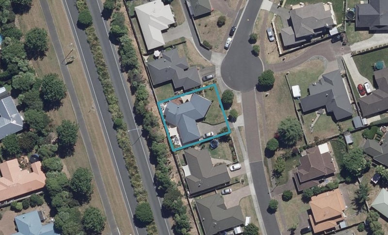52 Nielsen Gardens, Rototuna, Hamilton - Carousel 1