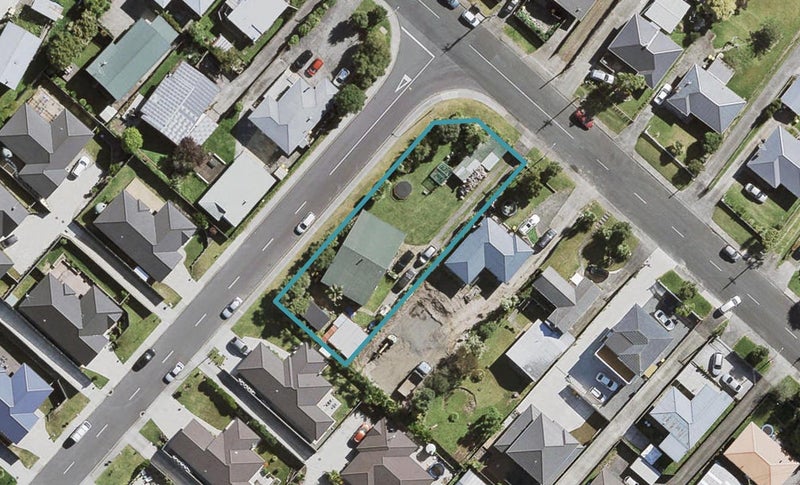 59 Awaroa Road, Sunnyvale, Auckland - Carousel 1