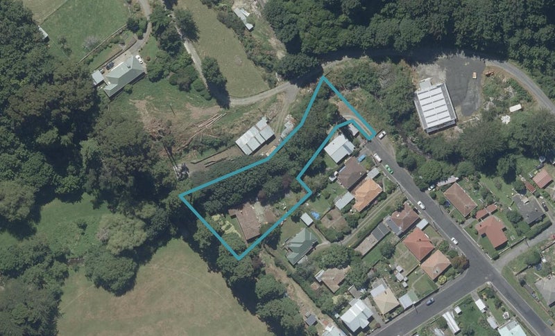 35 Tannadice Street, Normanby, Dunedin - Carousel 1