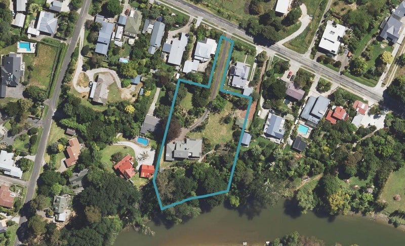 21 Riverside Road, Whataupoko, Gisborne - Carousel 1