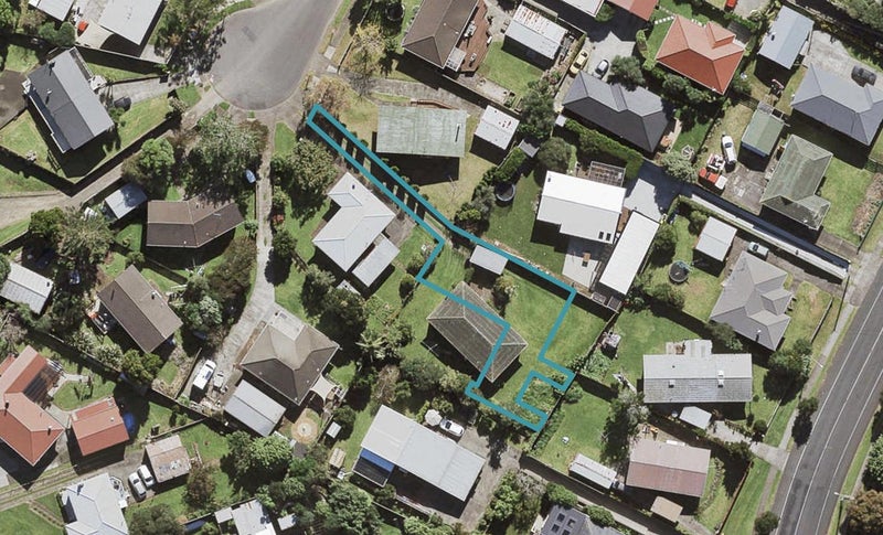 20A Dalry Place, Mangere Bridge, Auckland - Carousel 1