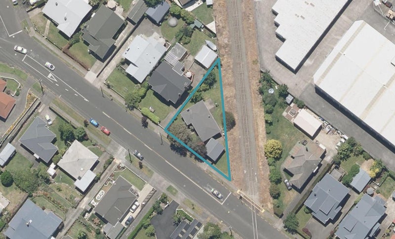 18 College Street, College Estate, Whanganui - Carousel 1