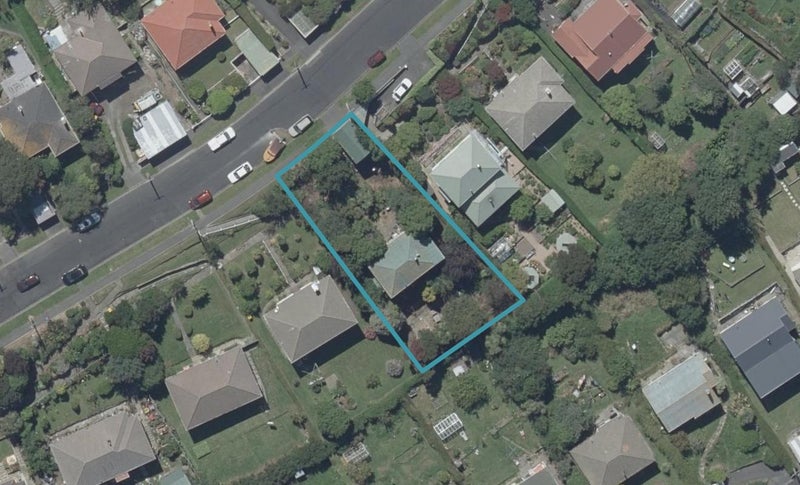 48 Greenhill Avenue, Wakari, Dunedin - Carousel 1