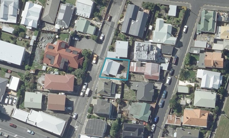 8 McCrea Street, Mornington, Dunedin - Carousel 1