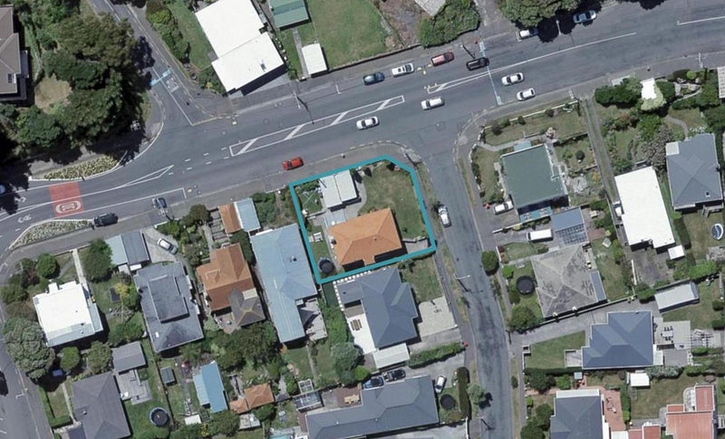 522 Broadway, Strathmore Park, Wellington - Carousel 1