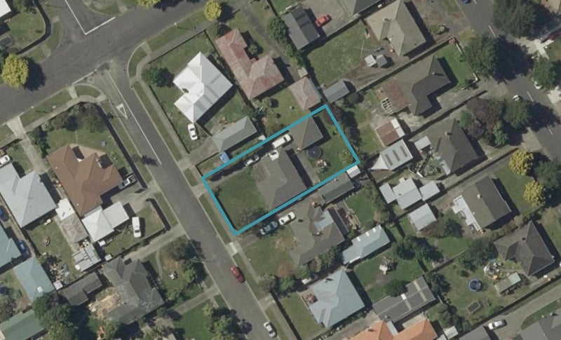29 Gloucester Street, Takaro, Palmerston North - Carousel 1