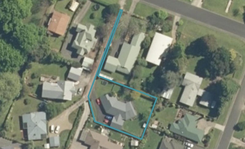 16 Addison Street, Leamington, Cambridge - Carousel 1