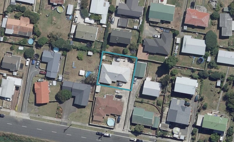 24A Foster Road, Temple View, Hamilton - Carousel 1