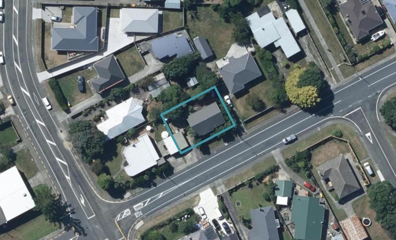 1 Jillett Street, Titahi Bay, Porirua - Carousel 1