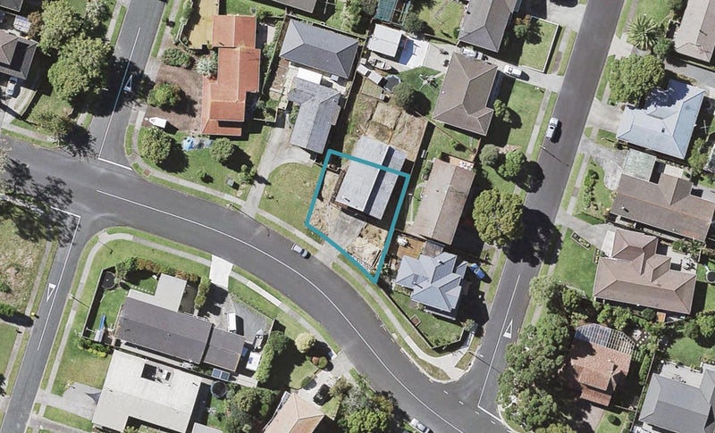 10A Kurnell Drive, Botany Downs, Auckland - Carousel 1