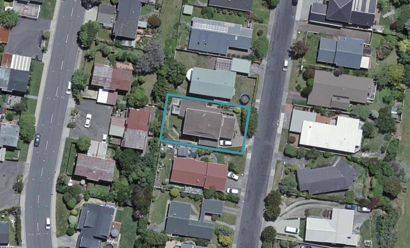 11 Cranwell Street, Churton Park, Wellington - Carousel 1