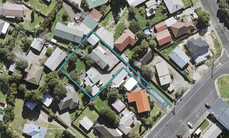 1/7 Barrys Road, Glendene, Auckland - Carousel 1