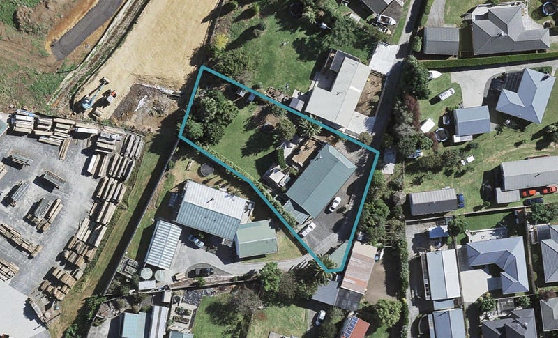 14 Mareretu Avenue, Patumahoe, Pukekohe - Carousel 1