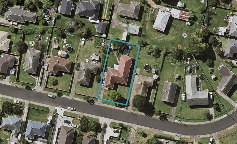 61 Franklyne Road, Otara, Auckland - Carousel 1