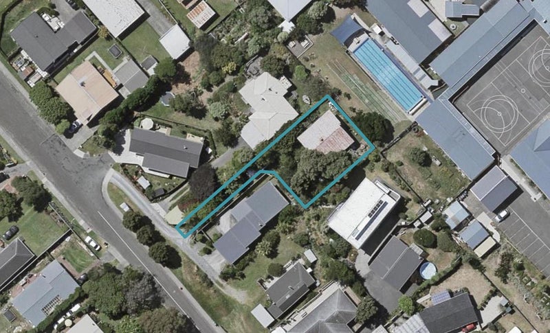 5A Martin Road, Paraparaumu Beach, Paraparaumu - Carousel 1