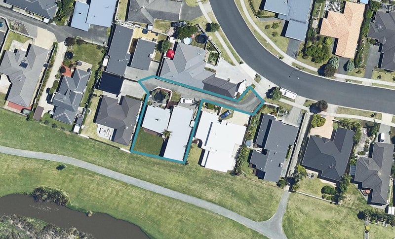 138 Wairakei Avenue, Papamoa Beach, Papamoa - Carousel 1