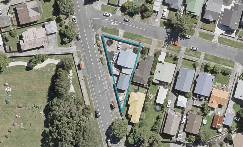 2 Heath Grove, Waiwhetu, Lower Hutt - Carousel 1