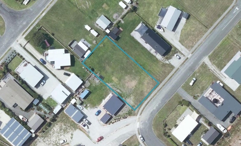 8 Puka Place, Māhia - Carousel 1