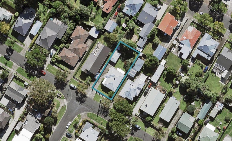 39 Haverstock Road, Sandringham, Auckland - Carousel 1