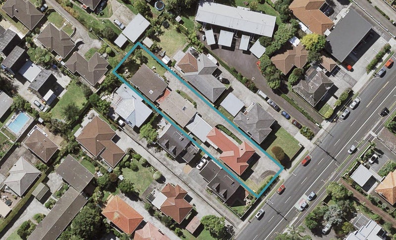 3/137 Shakespeare Road, Milford, Auckland - Carousel 1