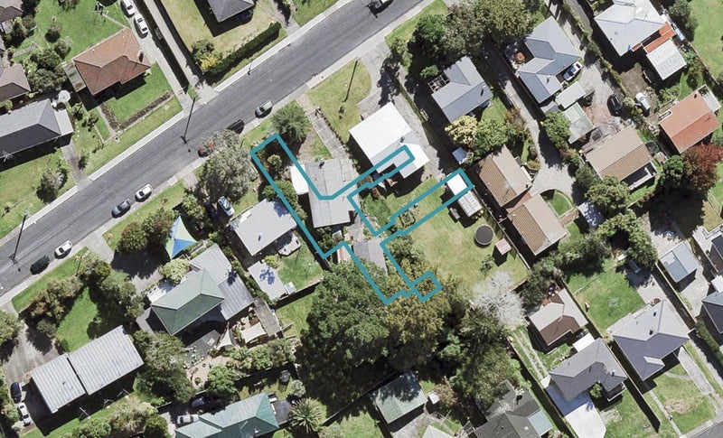 7/5 Lancaster Road, Beach Haven, Auckland - Carousel 1