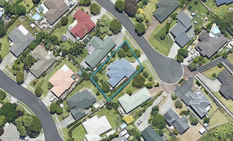18 Tupare Heights, Pyes Pa, Tauranga - Carousel 1