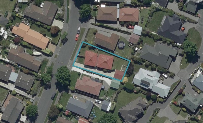 8 Karnak Crescent, Russley, Christchurch - Carousel 1