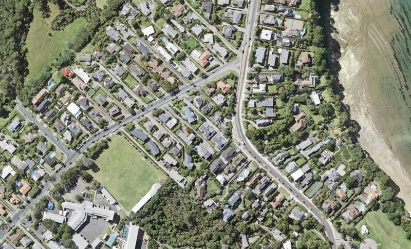 101 Aberdeen Road, Castor Bay, Auckland - Carousel 1
