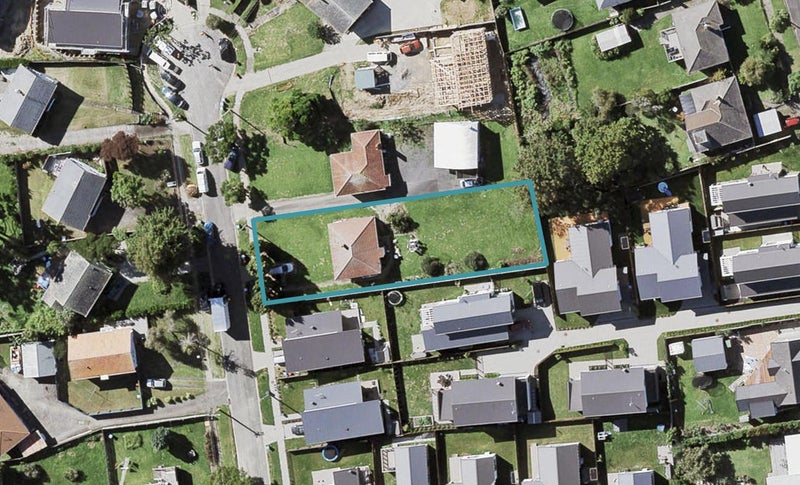 5 Hurstwood Place, Glen Innes, Auckland - Carousel 1