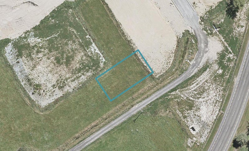 7 Salisbury Crescent, Wallaceville, Upper Hutt - Carousel 1