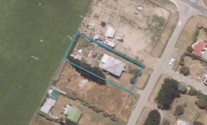 41 Barr Street, Oamaru - Carousel 1