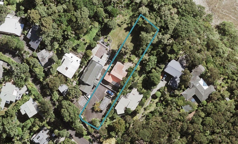 36 Opou Road, Titirangi, Auckland - Carousel 1