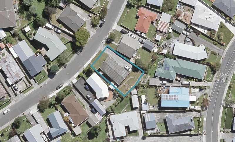 28 Oregon Drive, Maoribank, Upper Hutt - Carousel 1