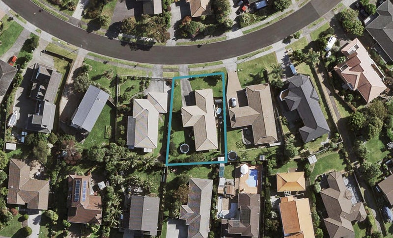 23 Peretao Rise, The Gardens, Auckland - Carousel 1