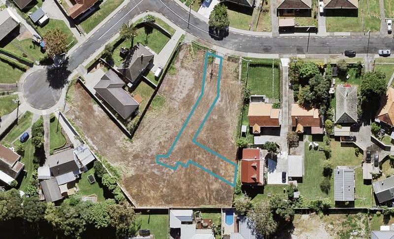8 Whakahi Lane, New Lynn, Auckland - Carousel 1