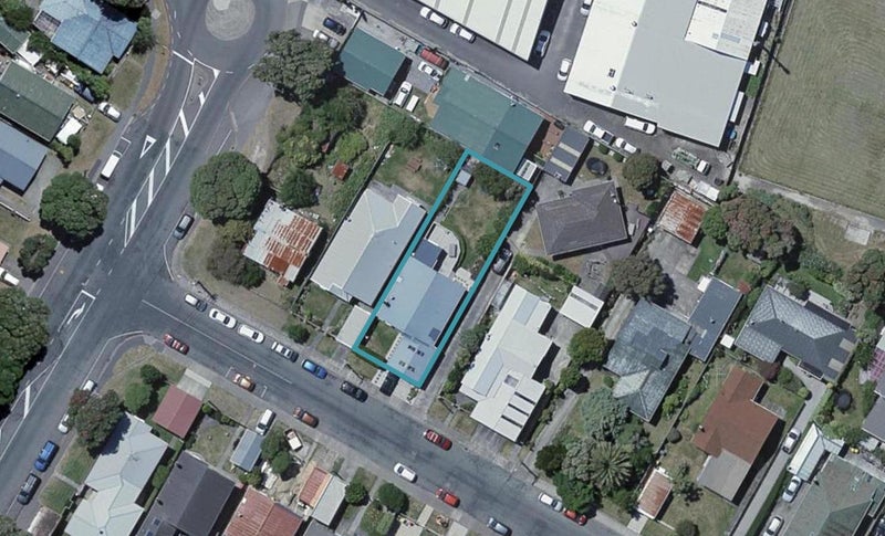 5 Puriri Street, Miramar, Wellington - Carousel 1