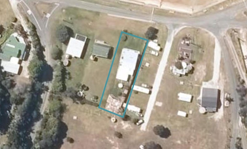 6 Bay View Road, POUTO - Carousel 1