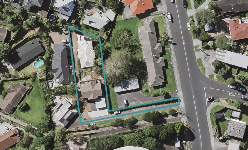 1/7 College Road, Northcote, Auckland - Carousel 1