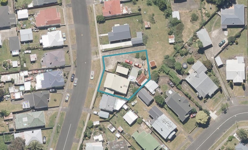 2 Gorran Avenue, Gonville, Whanganui - Carousel 1