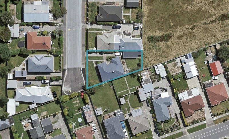 11 Carron Street, Waverley, Invercargill - Carousel 1