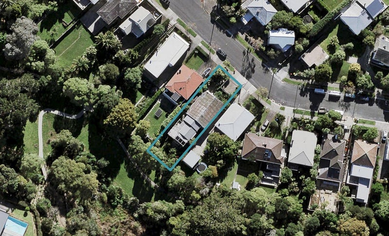 40 Westmere Crescent, Westmere, Auckland - Carousel 1