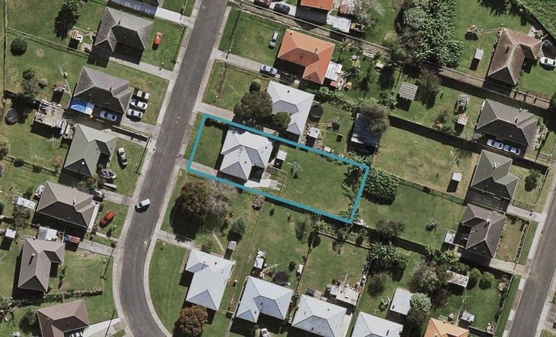 21 Firth Crescent, Otara, Auckland - Carousel 1