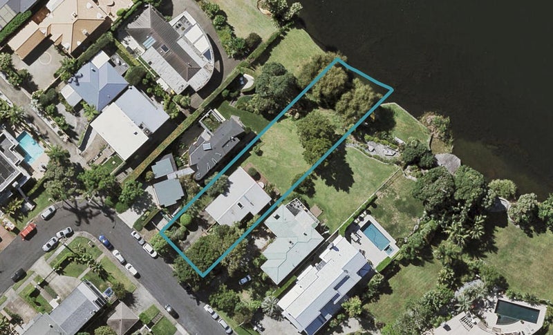 43 Lake View Road, Takapuna, Auckland - Carousel 1
