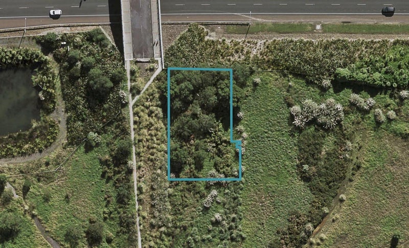14 Kotuitui Street, Manukau, Auckland - Carousel 1