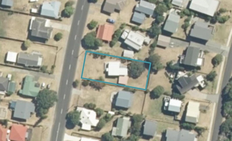 204 Rangi Avenue, Whangamatā - Carousel 1