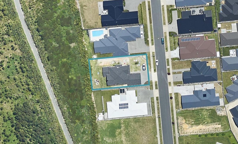 47 Penetaka Heights, Pyes Pa, Tauranga - Carousel 1
